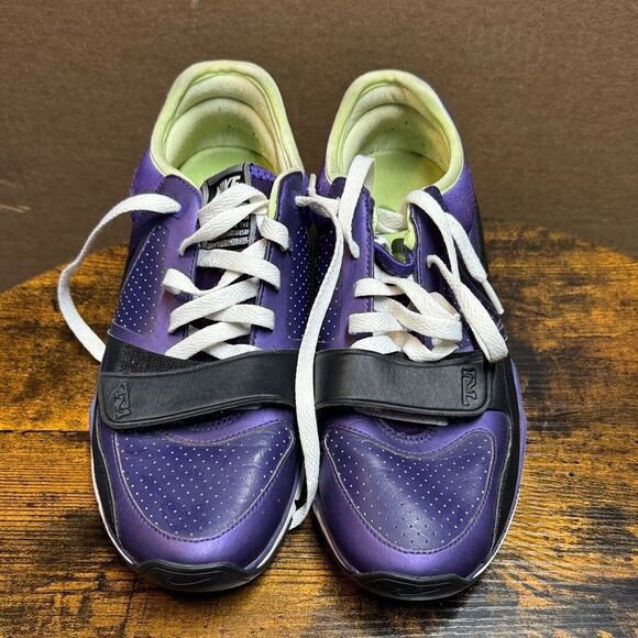NIKE Trainer One Max Air Running Shoes Purple Black Training Tennis Women size 8 - Picture 1 of 9